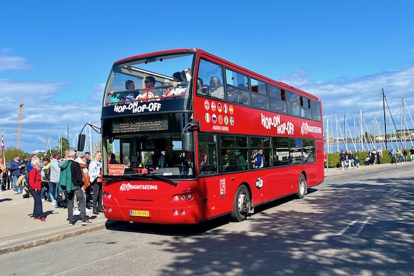Hop-on Hop-off -bussi
